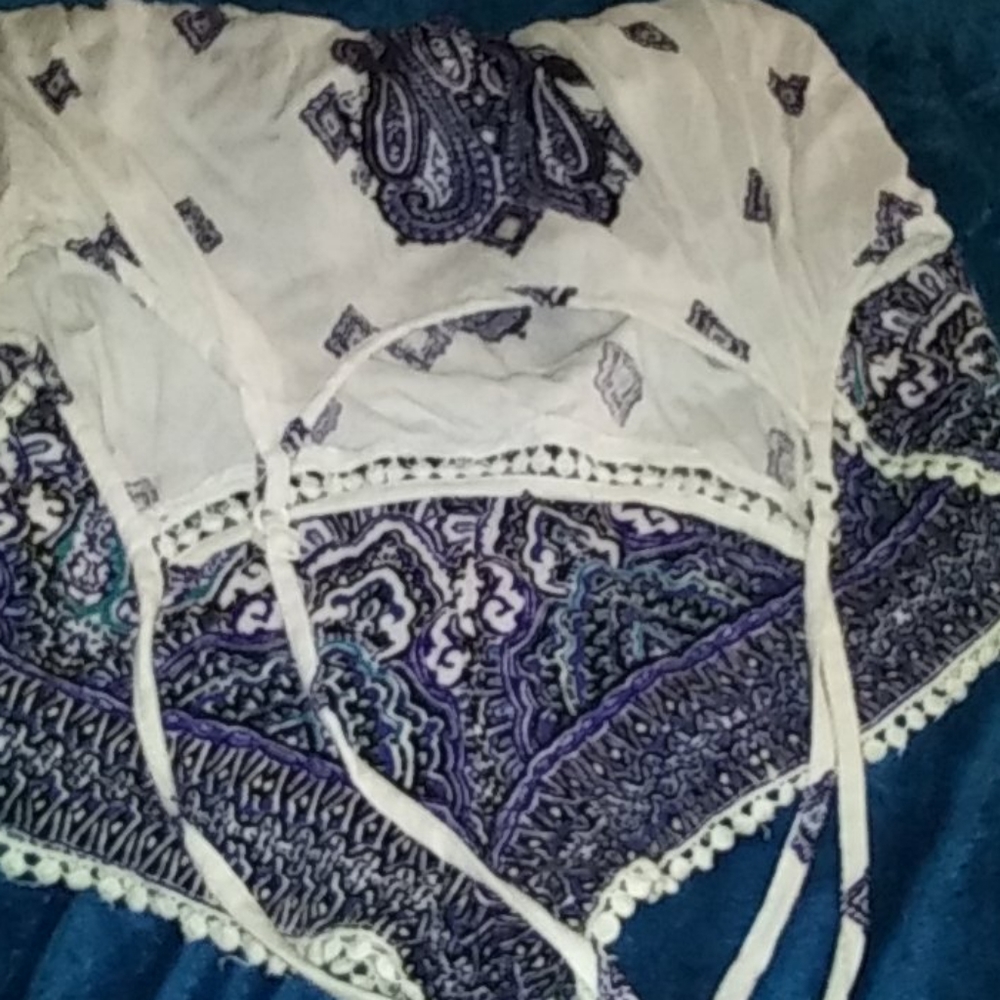 Romper - Picture 2 of 2